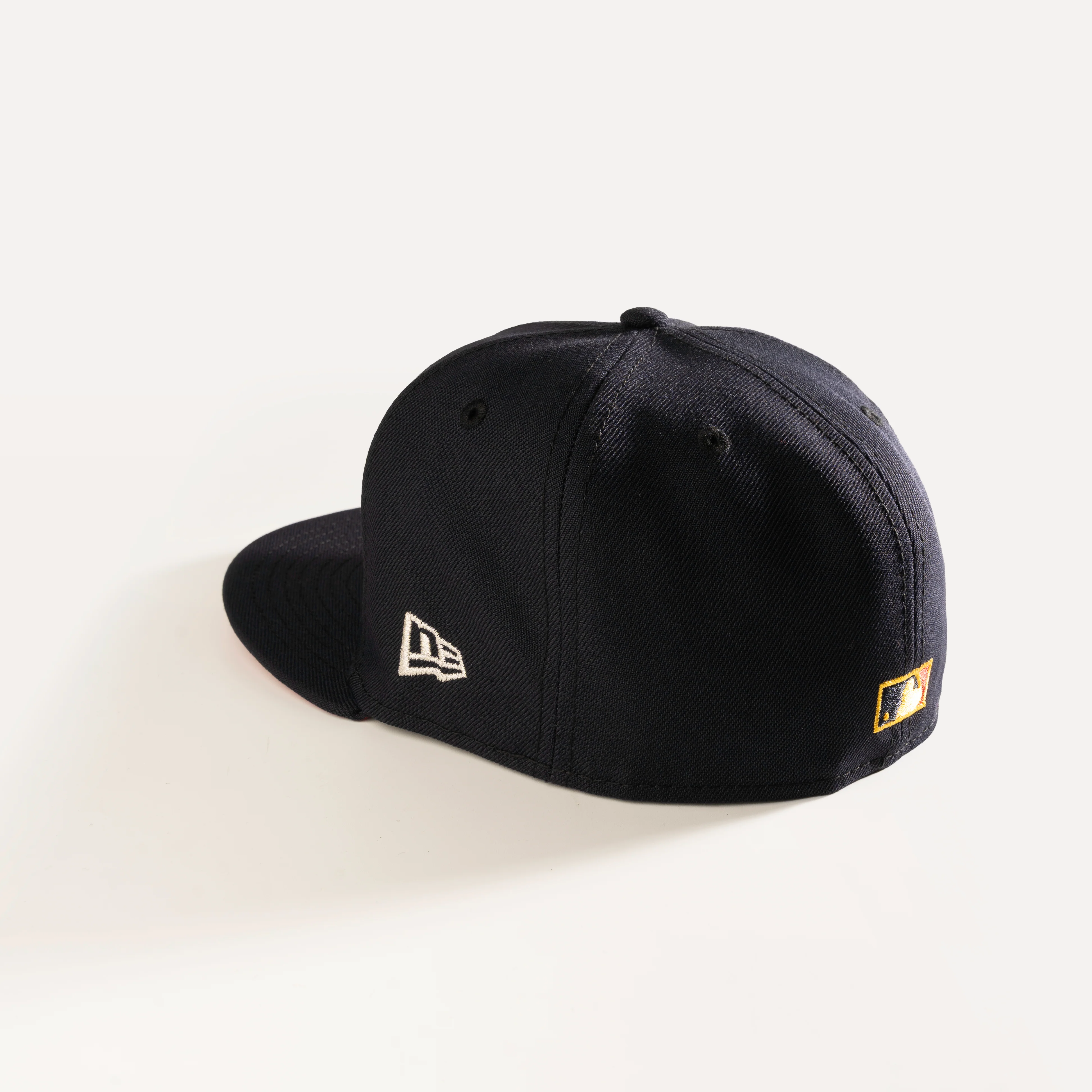 MONTREAL EXPOS STADIUM GLOW 59FIFTY FITTED HAT - Image 3