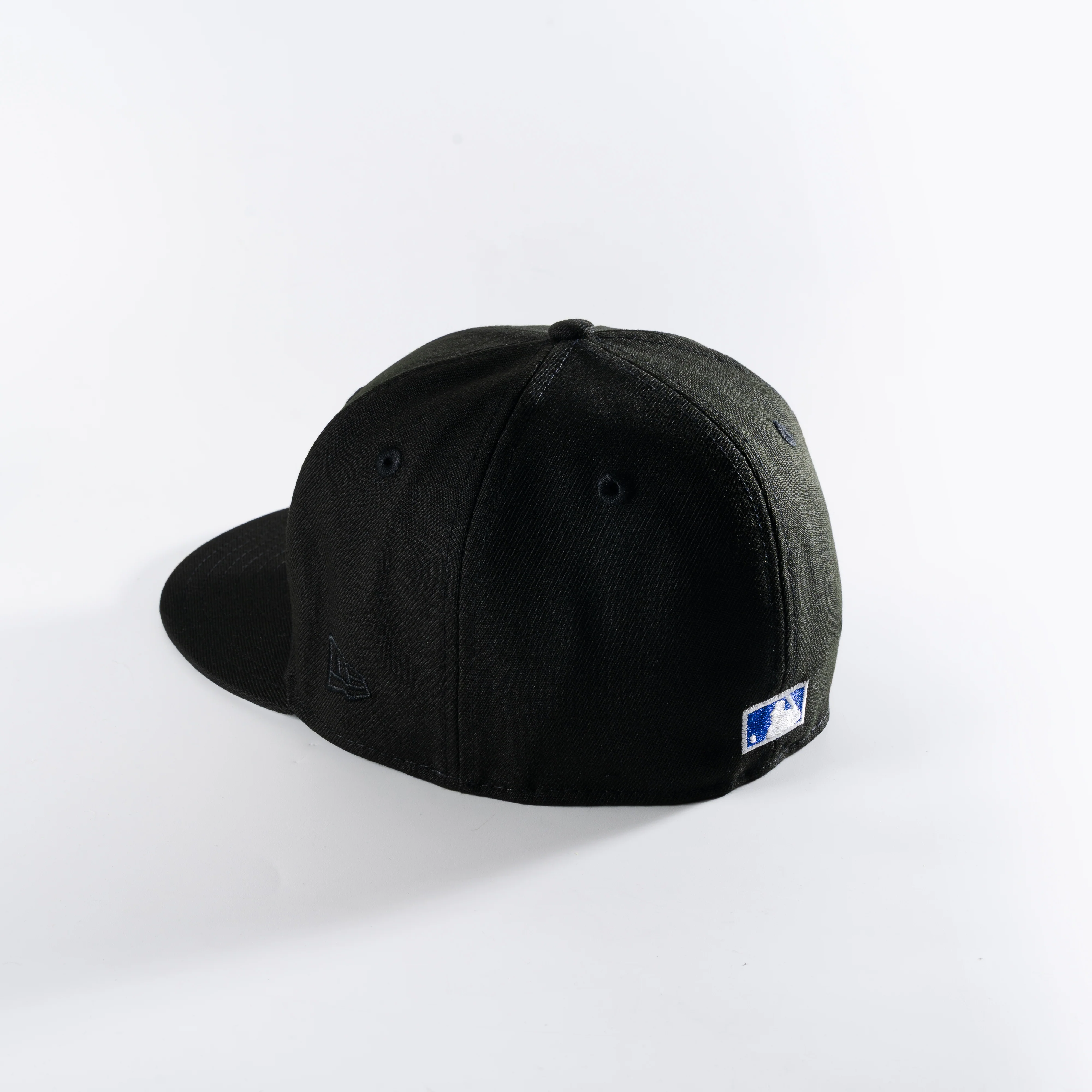 MONTREAL EXPOS SUGAR SKULL 59FIFTY FITTED HAT - Image 3