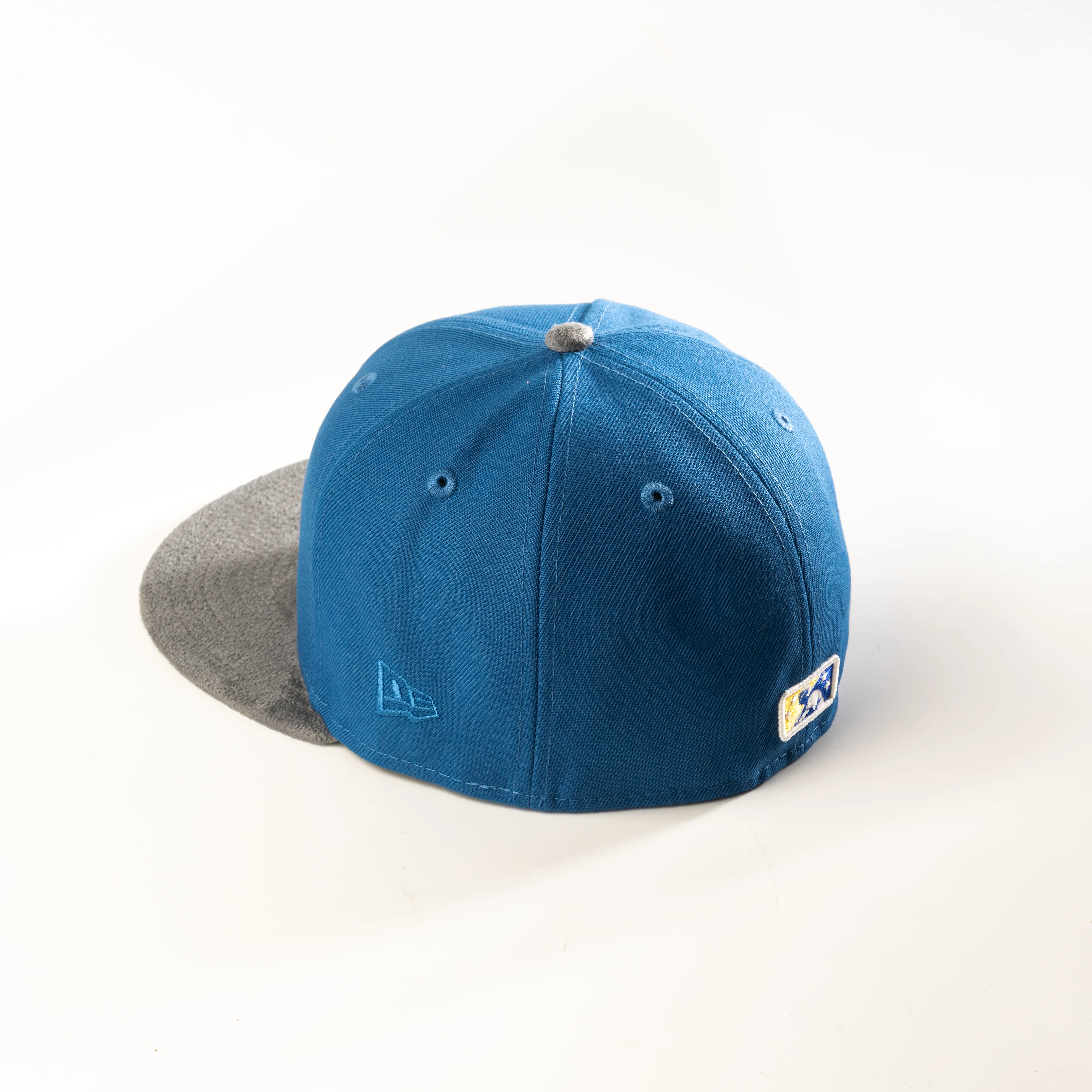MONTREAL ROYALS SEASHORE & SUEDE 59FIFTY FITTED HAT - Image 3