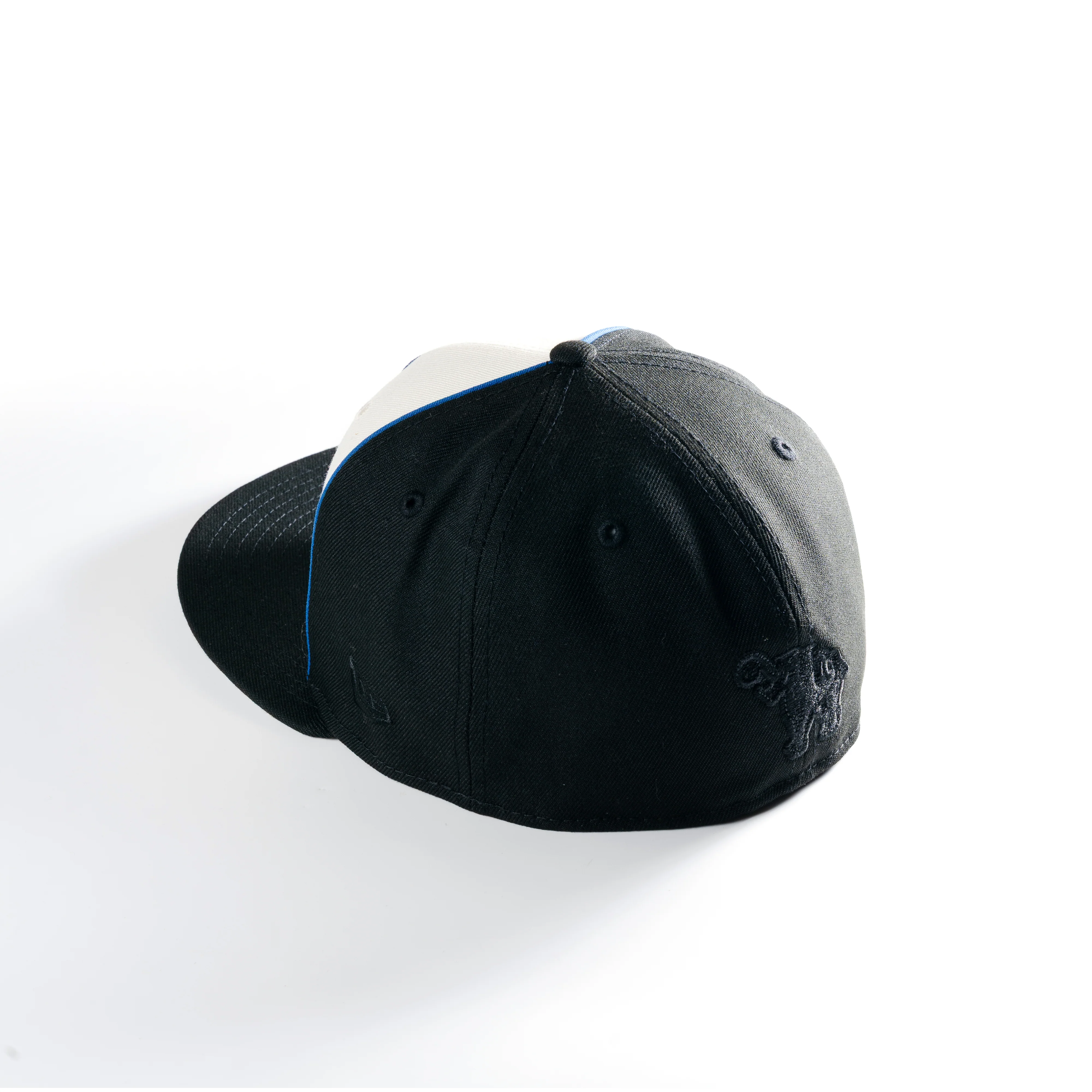 PHILADELPHIA ATHLETICS OLD ENGLISH 59FIFTY FITTED HAT - Image 3