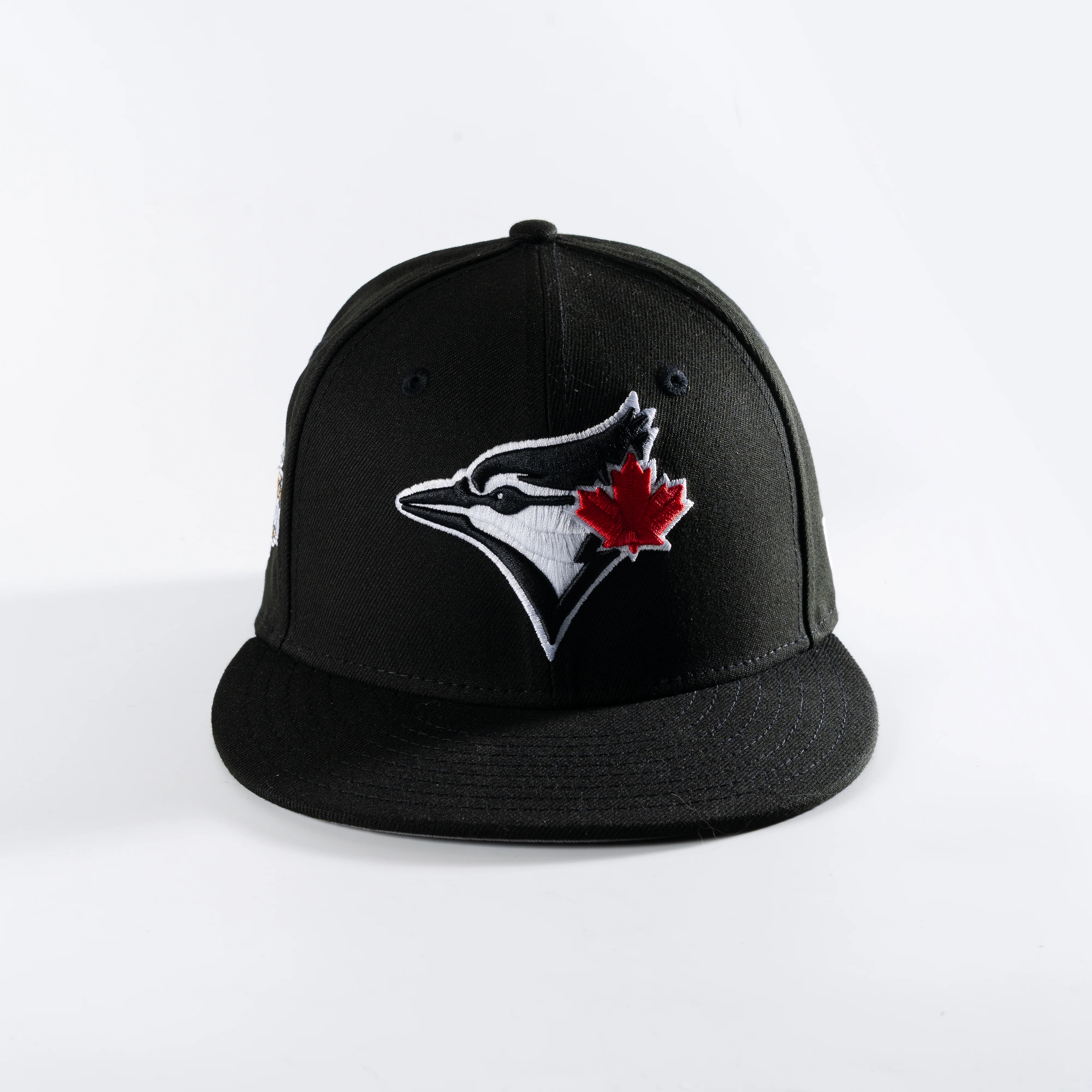 TORONTO BLUE JAYS 2025 AMERICAN LEAGUE CHAMPIONS JET BLACK 59FIFTY FITTED HAT - Image 2
