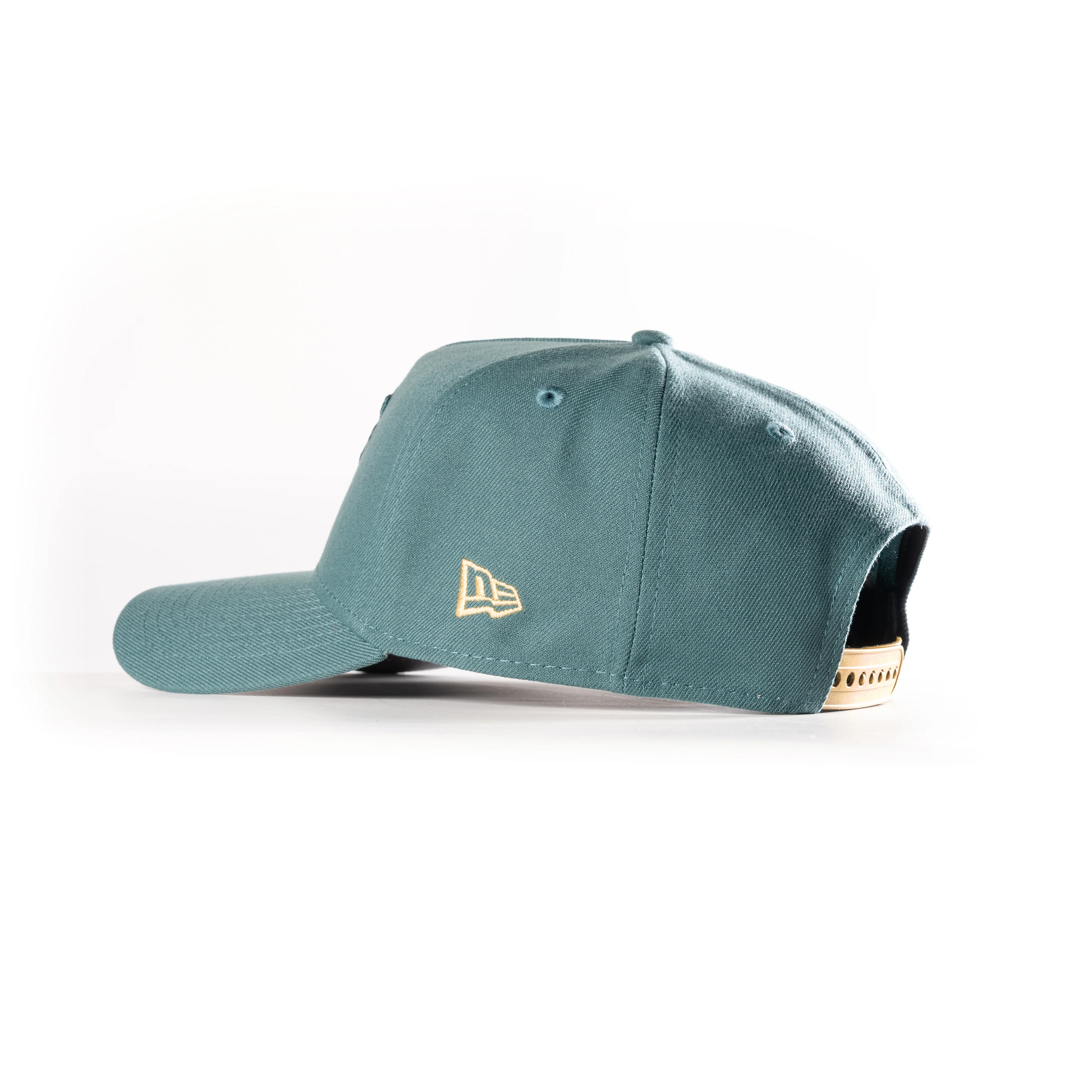 TORONTO BLUE JAYS 6IX GOLD PINE NEEDLE GREEN 9FORTY A-FRAME SNAPBACK HAT - Image 2