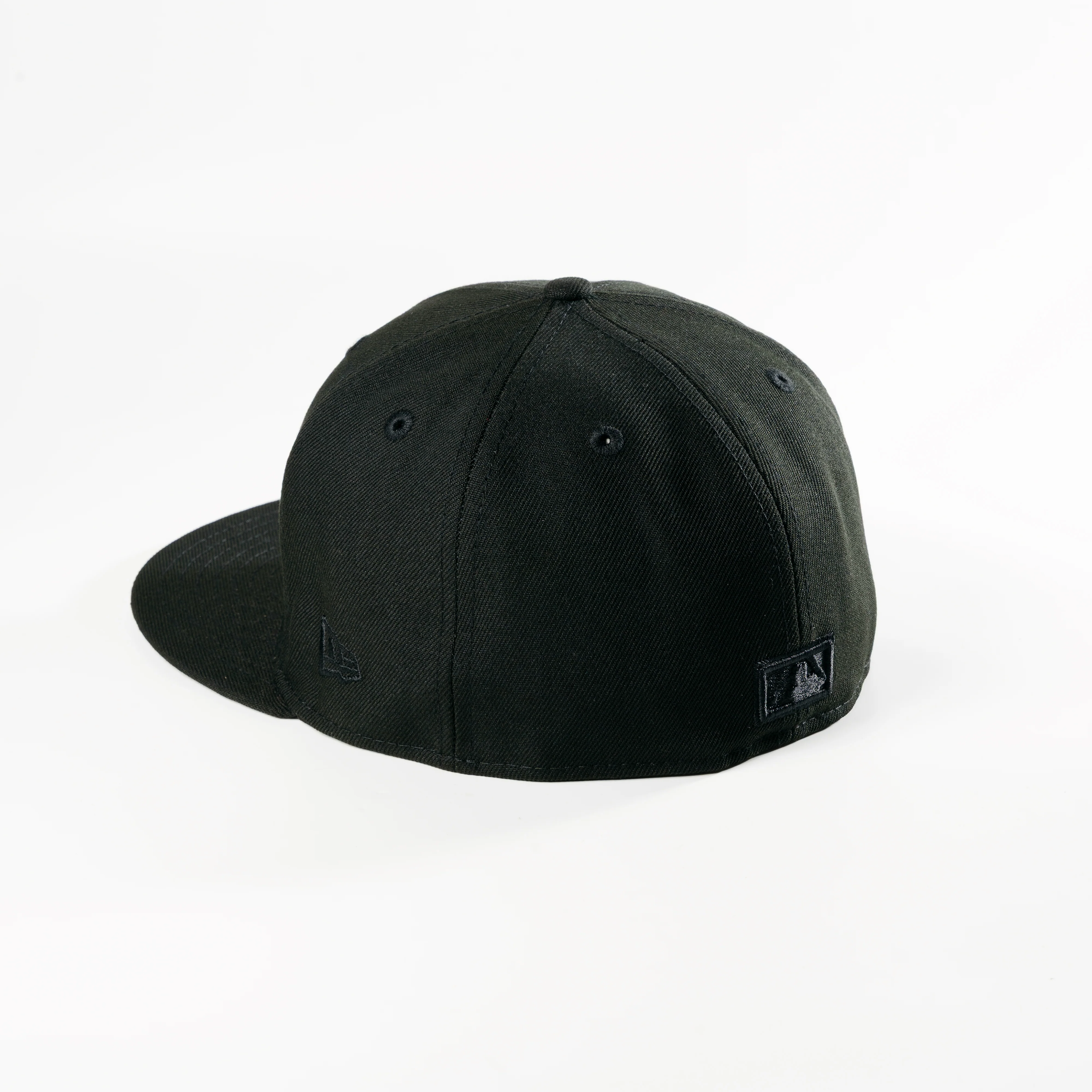TORONTO BLUE JAYS 6IX GOLD JET BLACK 59FIFTY FITTED HAT - Image 3