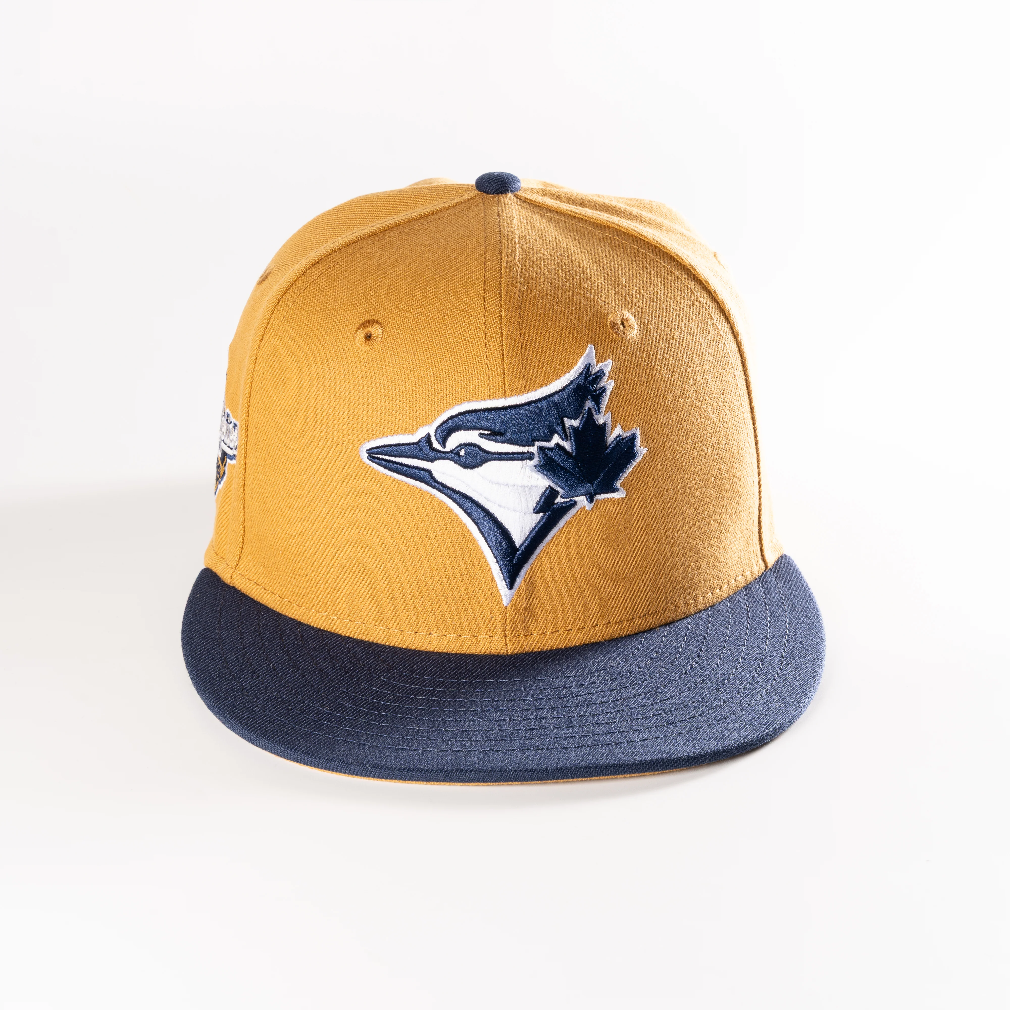 TORONTO BLUE JAYS DOCKSIDE ALE 2025 WORLD SERIES 59FIFTY FITTED HAT - Image 2