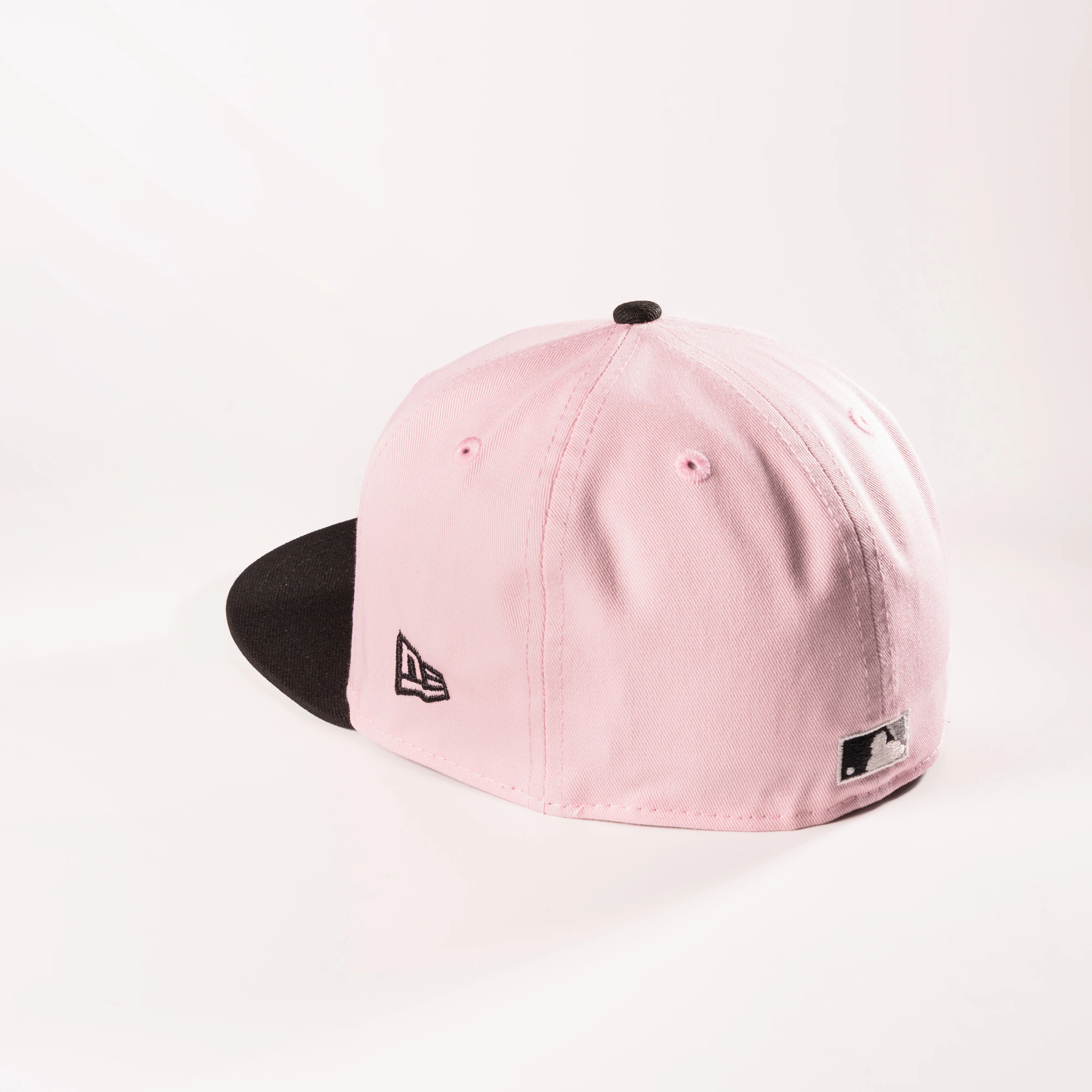 TORONTO BLUE JAYS PINK BUBBLE GUM 59FIFTY FITTED HAT - Image 5