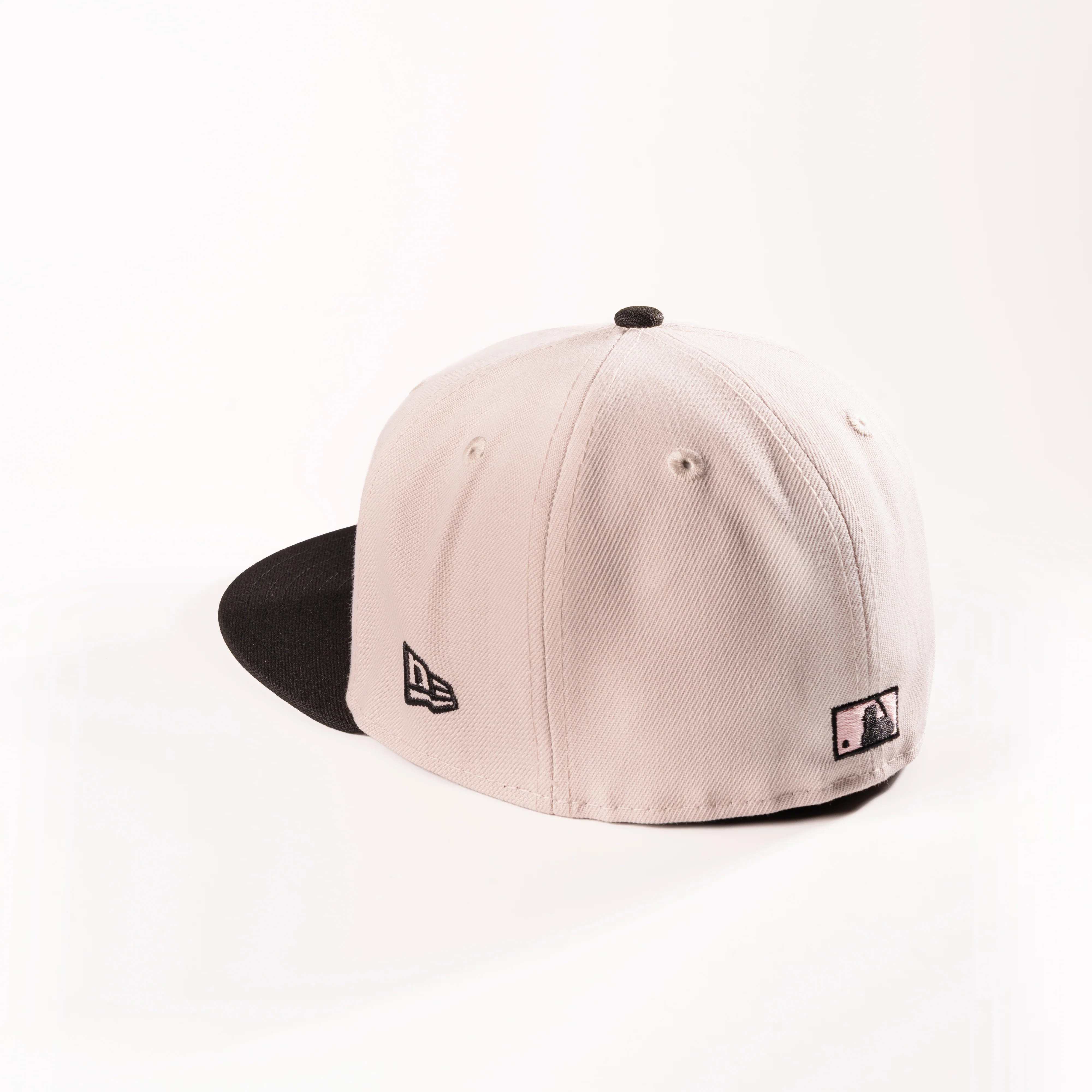 TORONTO BLUE JAYS PINK TOOTHPASTE 59FIFTY FITTED HAT - Image 3