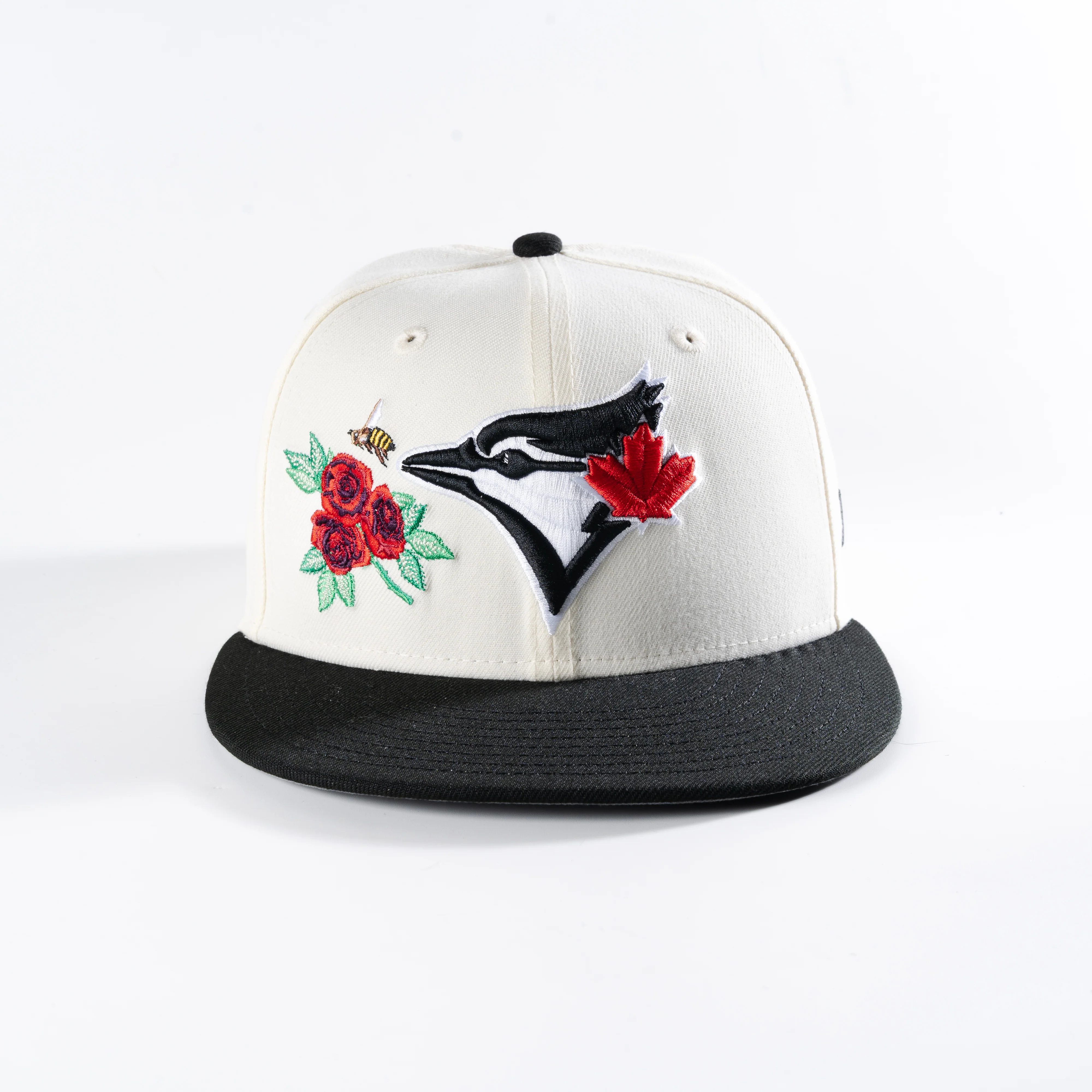 TORONTO BLUE JAYS THORN & STING CHROME 59FIFTY FITTED HAT - Image 2