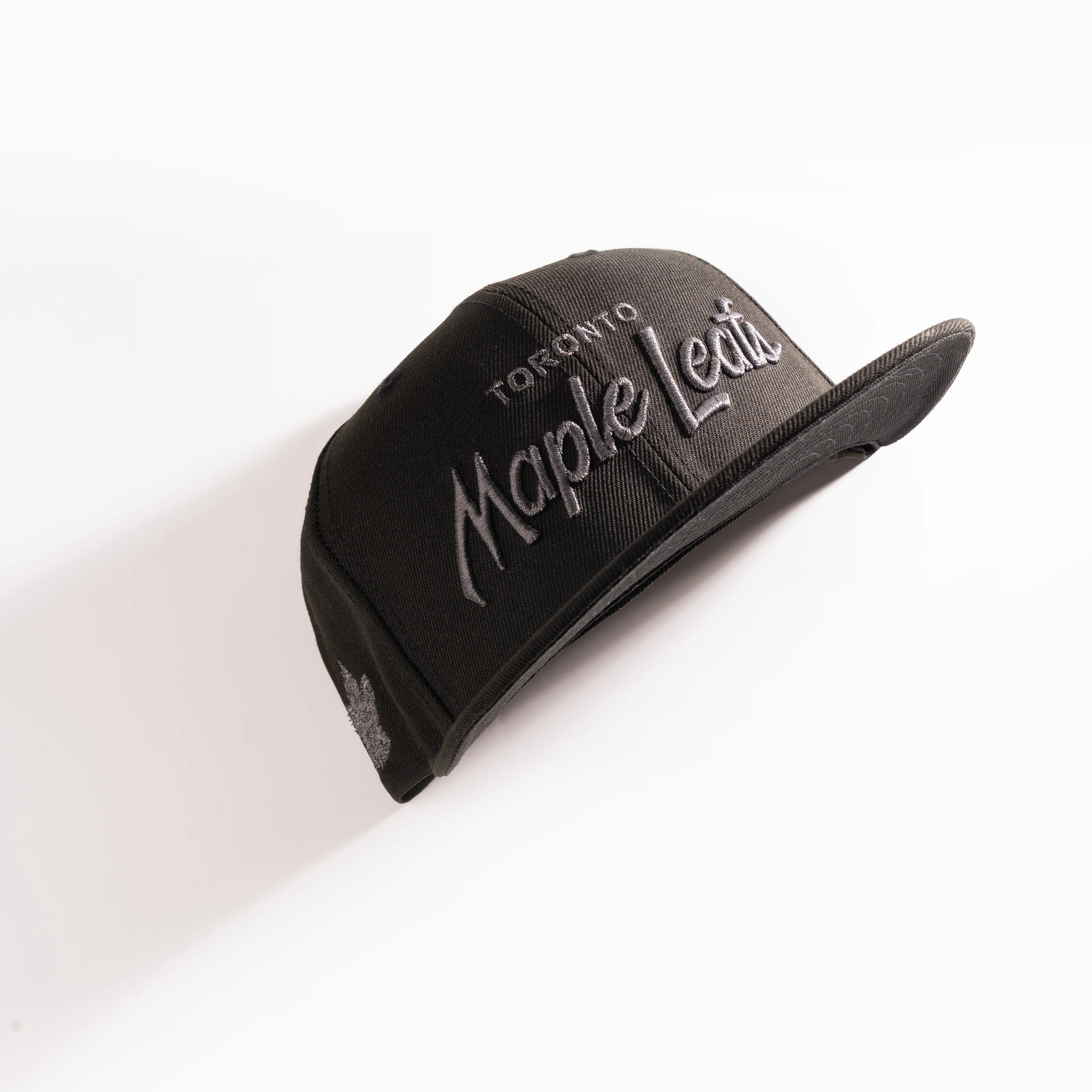 TORONTO MAPLE LEAFS METALLIC BLACK PEARL SCRIPT 59FIFTY FITTED HAT